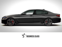 Business Class Kategorie Symbolbild: BMW 5er in schwarz.